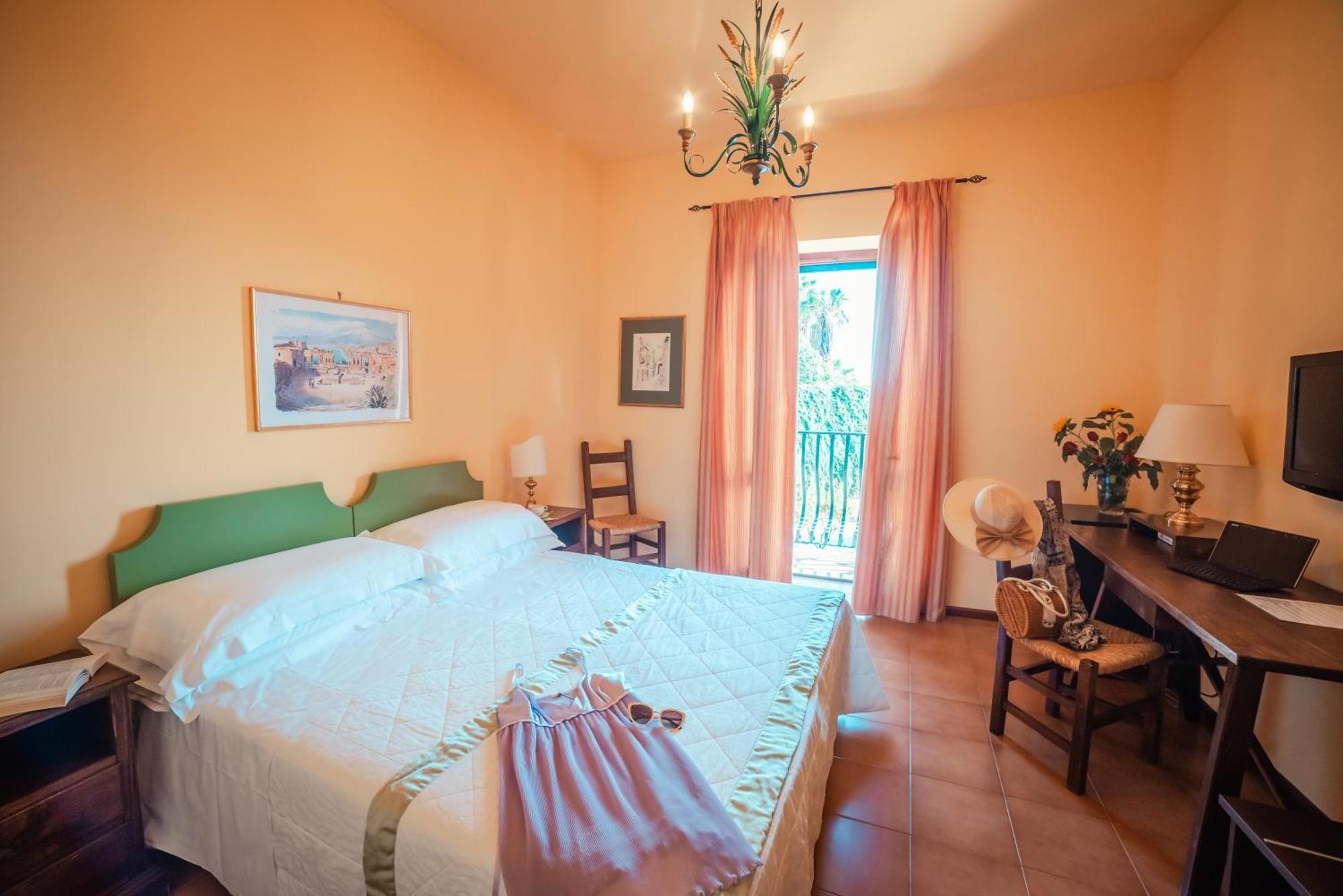 Superior Double or Twin Room Sea View