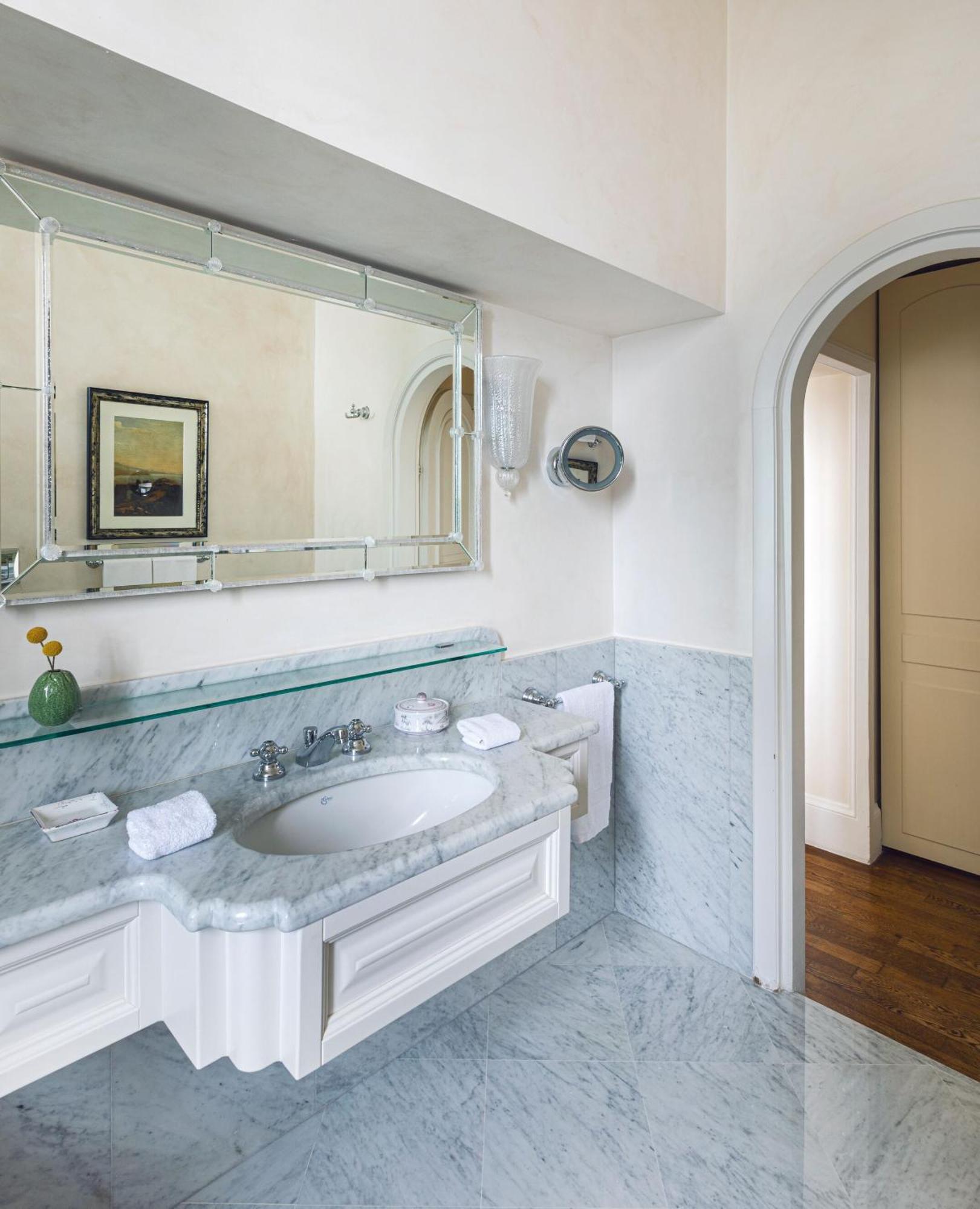 Deluxe Double Room Balcony or Terrace Sea View