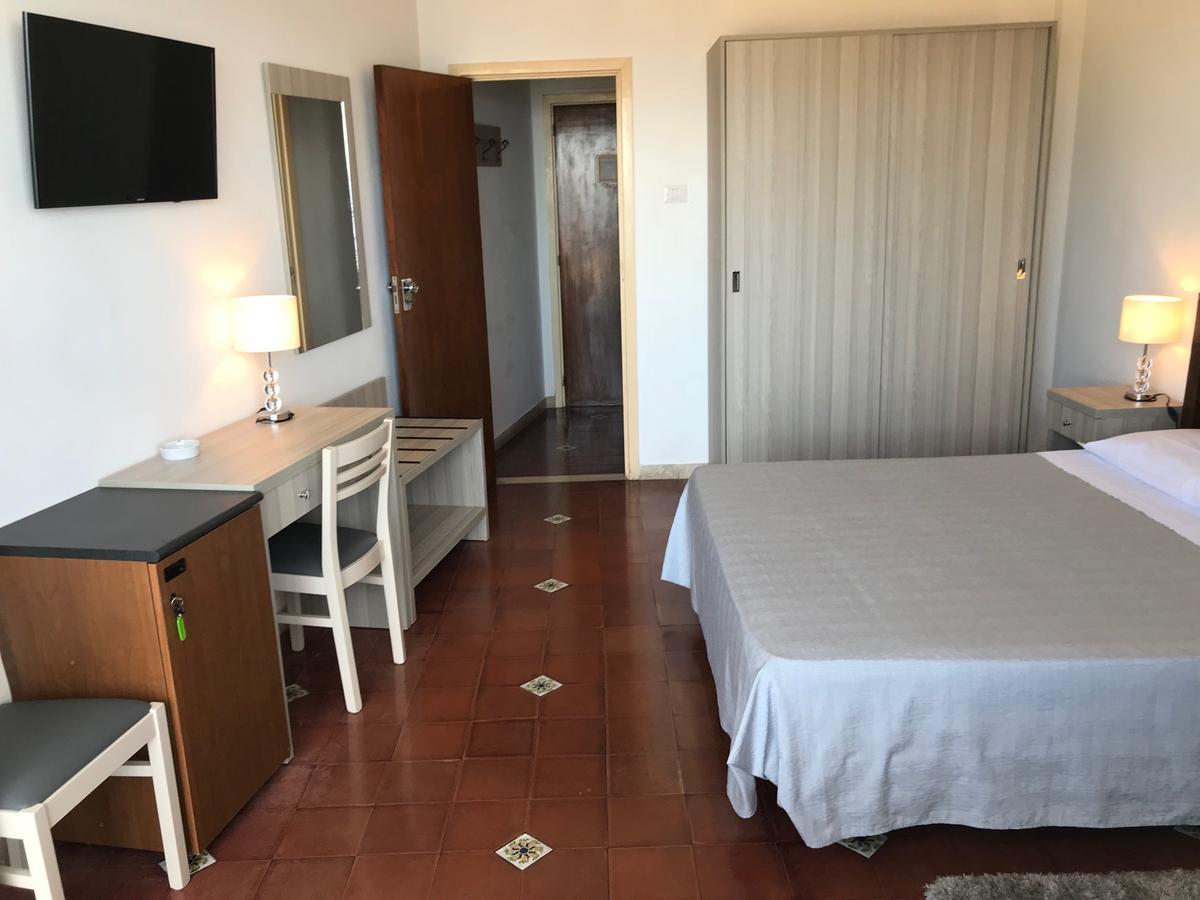 Double or Twin Room Balcony Sea View