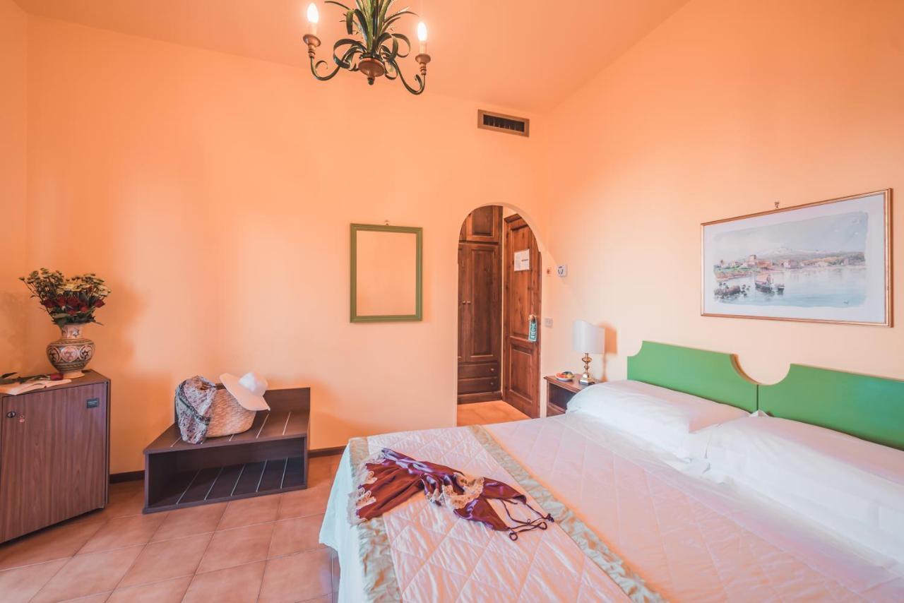 Superior Double or Twin Room Sea View