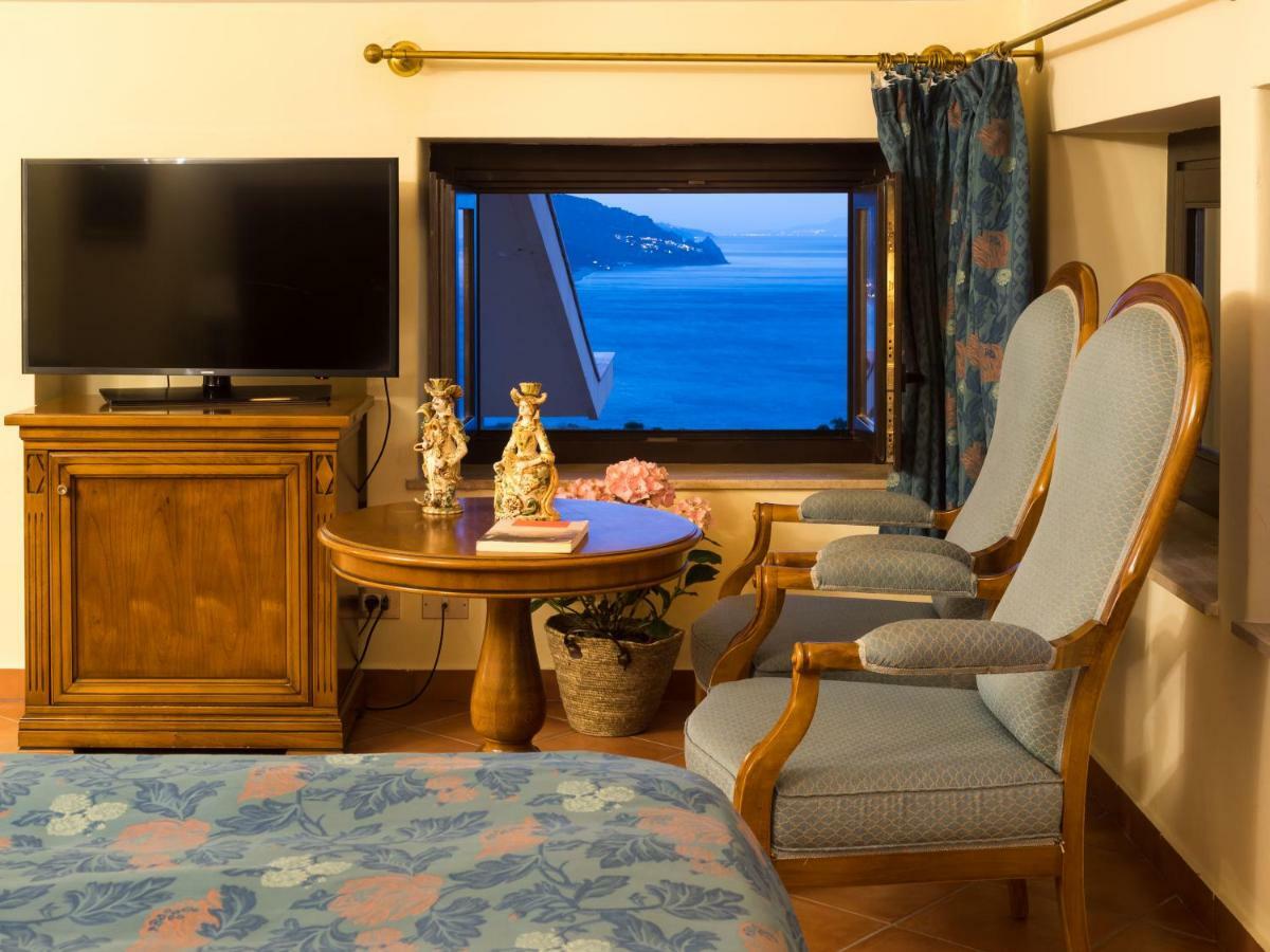 Family Room Sea View